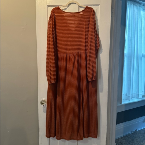 ASOS DESIGN Curve long sleeve burnout stripe midi dress size 20 - Picture 5 of 5